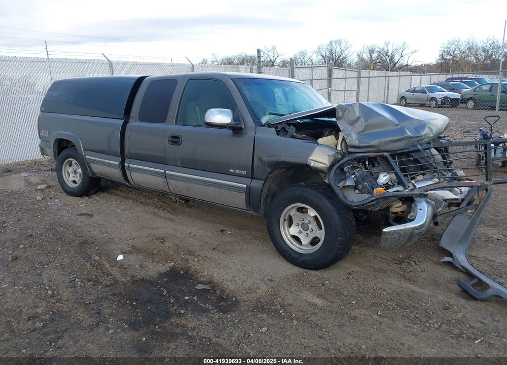 2000 CHEVROLET SILVERADO 1500 LS VIN: 1GCEK19T7YE409369