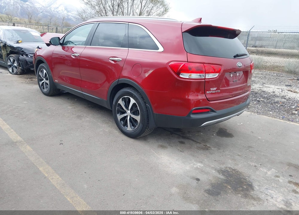 2017 KIA SORENTO VIN: 5XYPHDA15HG274693
