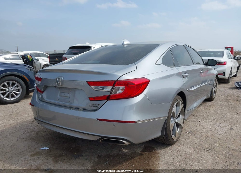 2018 HONDA ACCORD VIN: 1HGCV2F92JA049925