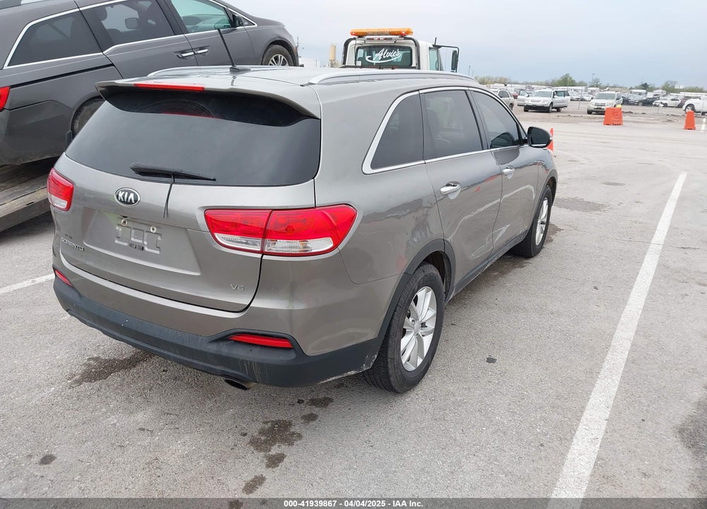2017 KIA SORENTO VIN: 5XYPGDA51HG196662