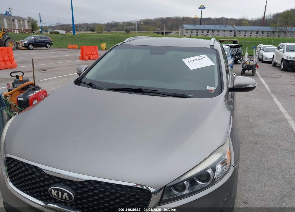 2017 KIA SORENTO VIN: 5XYPGDA51HG196662
