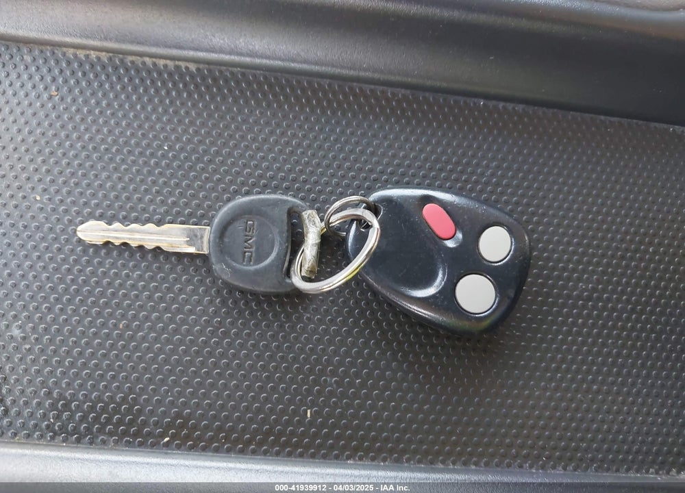 2004 GMC YUKON VIN: 1GKEC13V94R293218