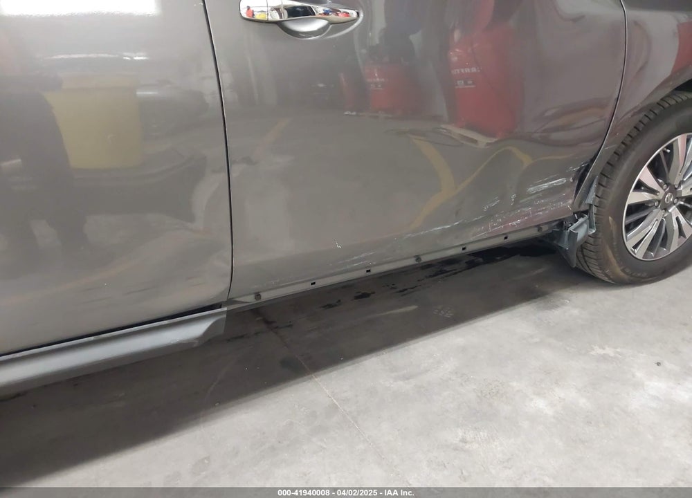 2017 NISSAN PATHFINDER S VIN: 5N1DR2MN6HC636646