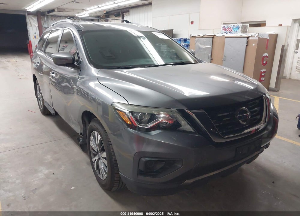 2017 NISSAN PATHFINDER S VIN: 5N1DR2MN6HC636646