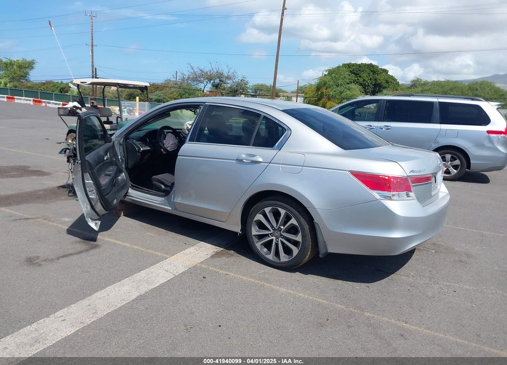 2011 HONDA ACCORD 2.4 LX VIN: 1HGCP2F3XBA102894