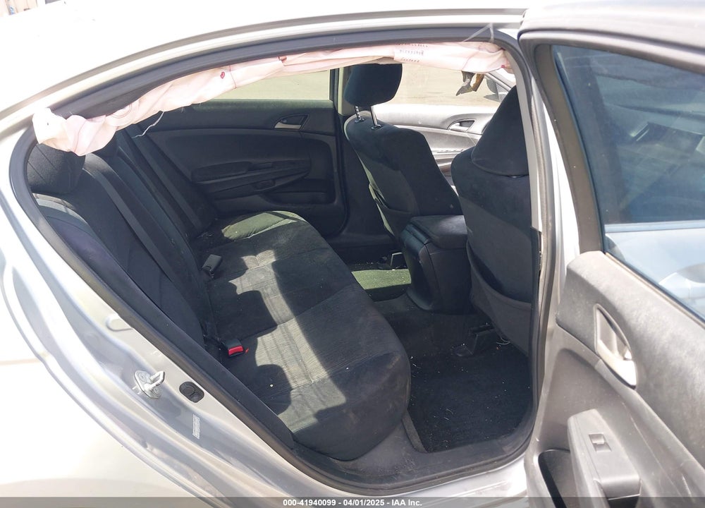 2011 HONDA ACCORD 2.4 LX VIN: 1HGCP2F3XBA102894