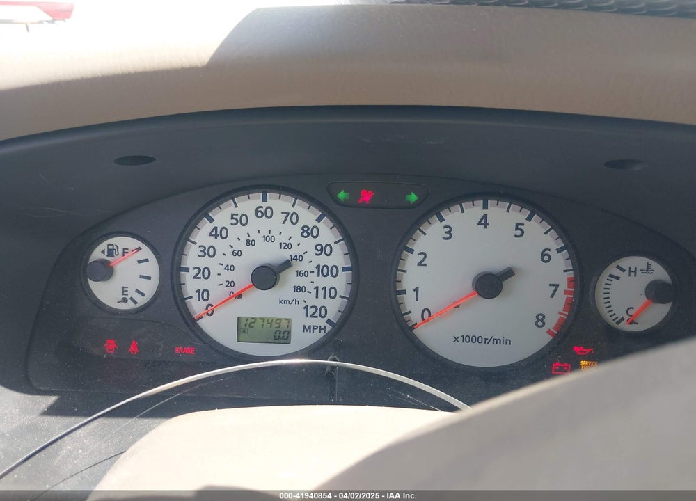 2002 NISSAN PATHFINDER VIN: JN8DR09X02W667176