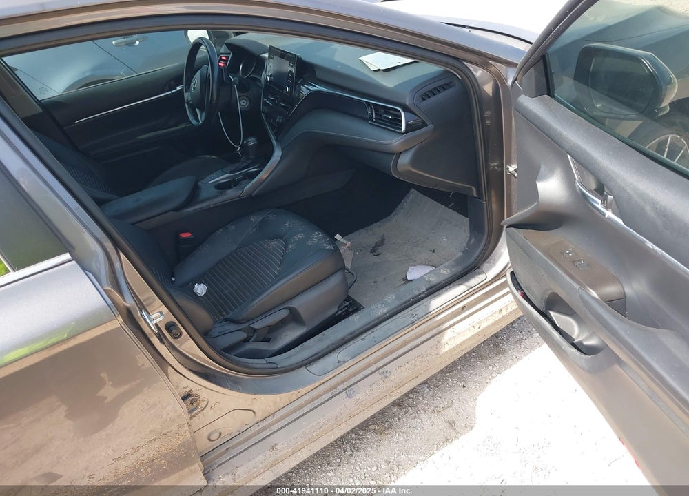 2021 TOYOTA CAMRY VIN: 4T1G11AK8MU523827