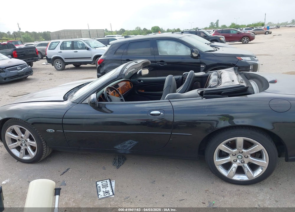 2000 JAGUAR XK8 VIN: SAJJA42C7YNA07868