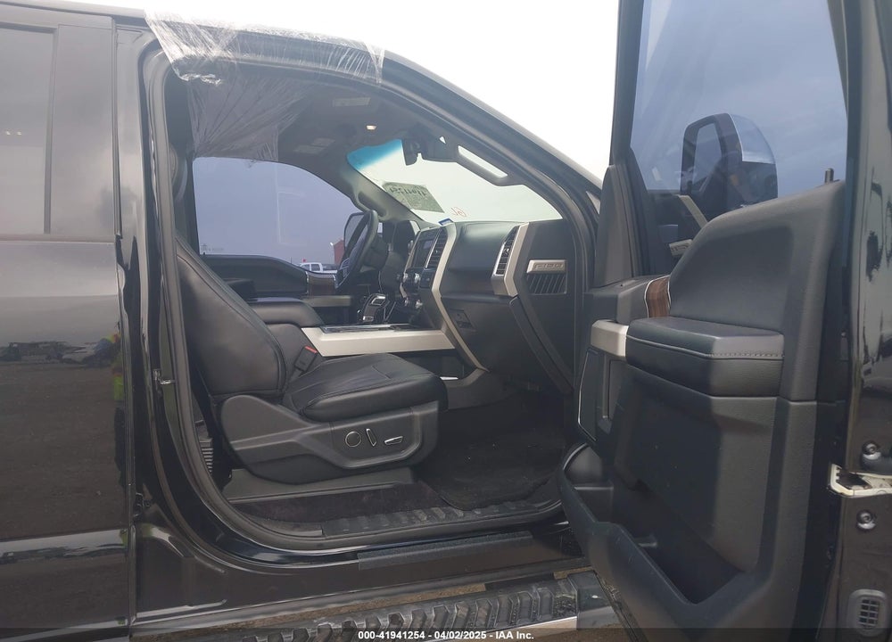 2016 FORD F-150 LARIAT VIN: 1FTFW1EG5GFA25455