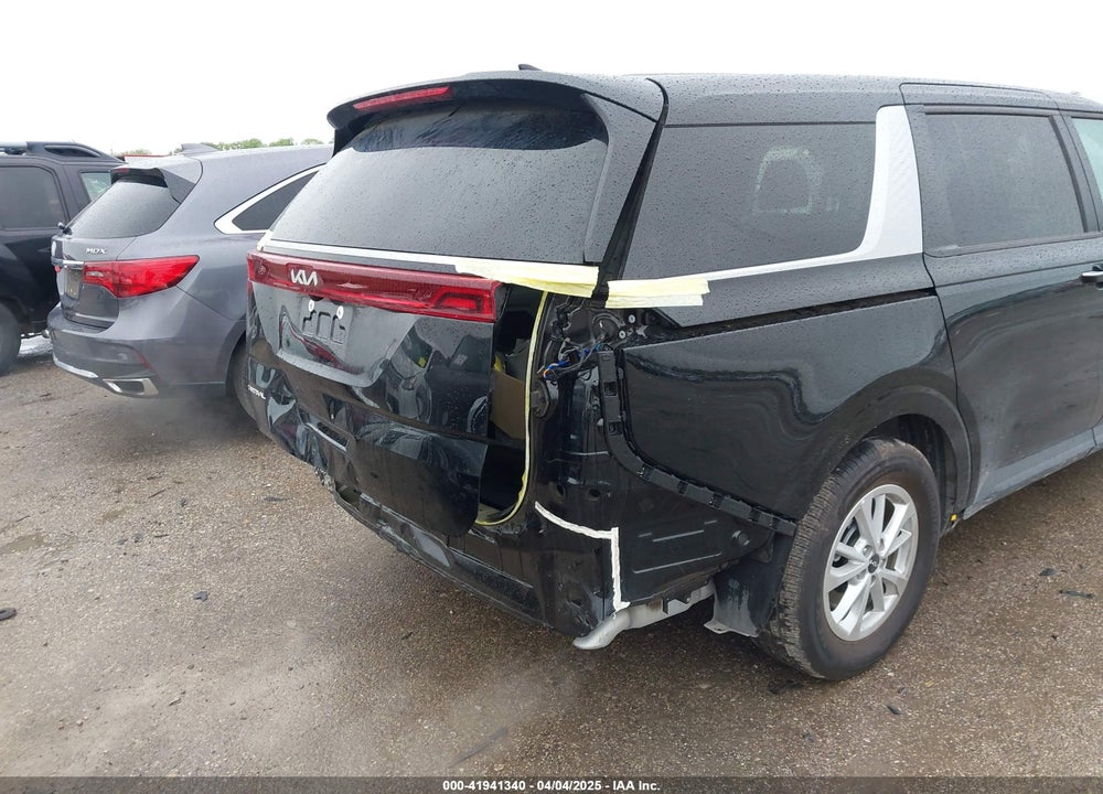 2024 KIA CARNIVAL MPV VIN: KNDNB4H30R6393286
