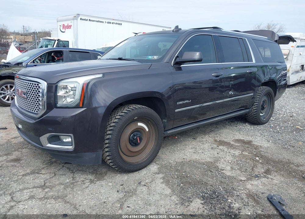 2015 GMC YUKON XL 1500 VIN: 1GKS2JKJ0FR676147