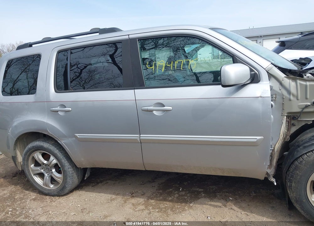 2014 HONDA PILOT VIN: 5FNYF3H57EB025344