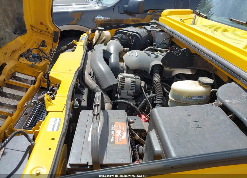 2005 HUMMER H2 SUV VIN: 5GRGN23UX5H122866