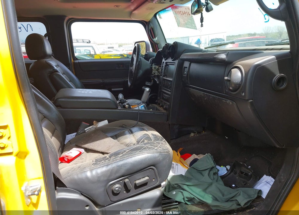 2005 HUMMER H2 SUV VIN: 5GRGN23UX5H122866