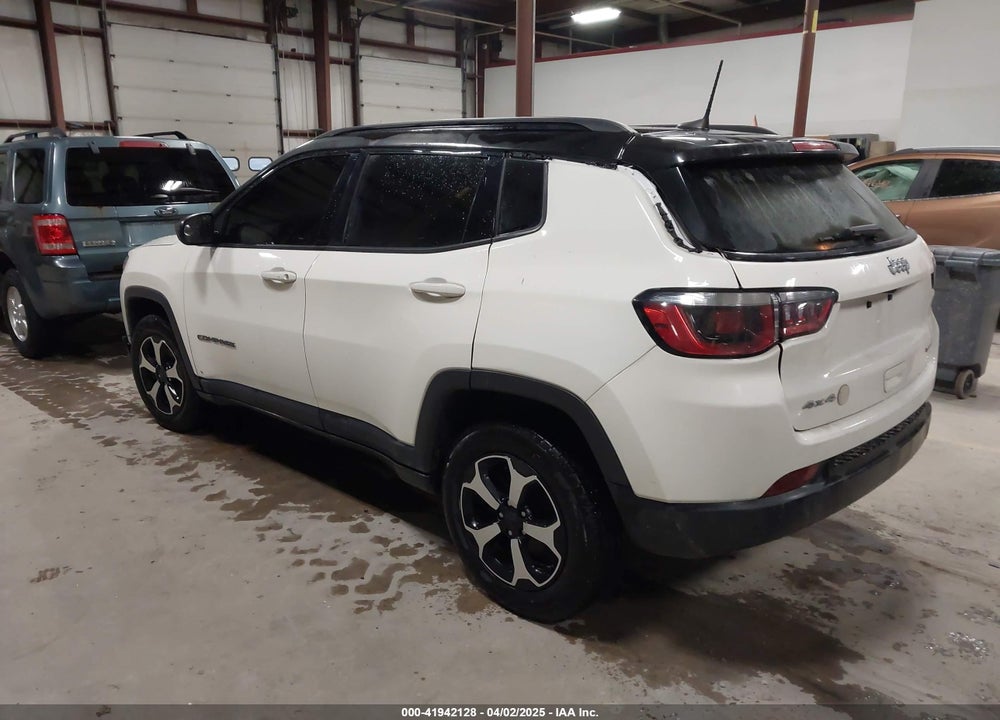 2019 JEEP COMPASS VIN: 3C4NJDAB5KT713136