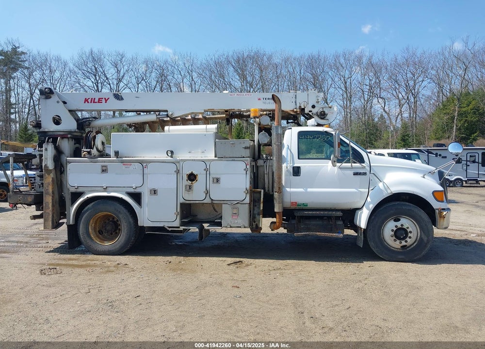 2009 FORD F-750 XL/XLT VIN: 3FRXF75TX9V125670