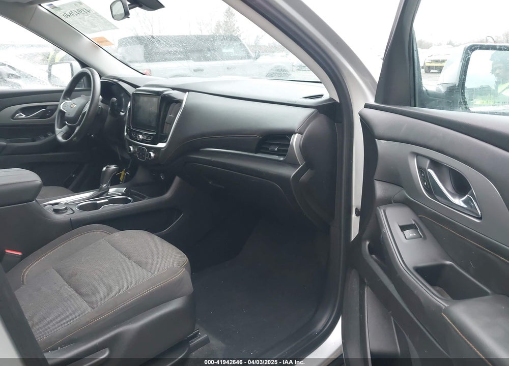 2018 CHEVROLET TRAVERSE VIN: 1GNERGKW8JJ104647