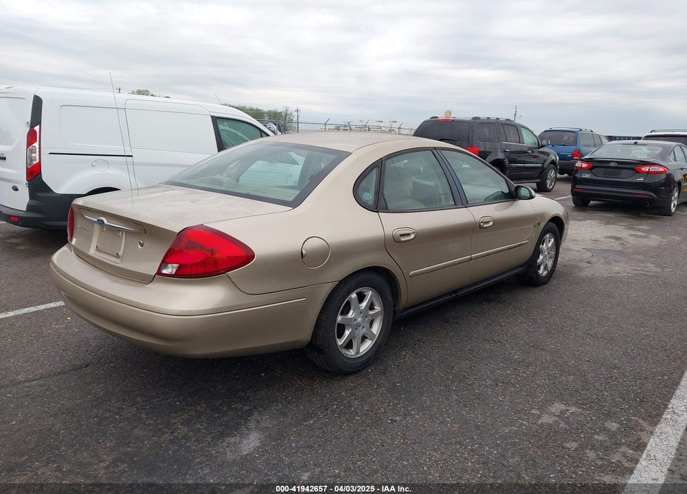 2000 FORD TAURUS VIN: 1FAFP5523YG137665