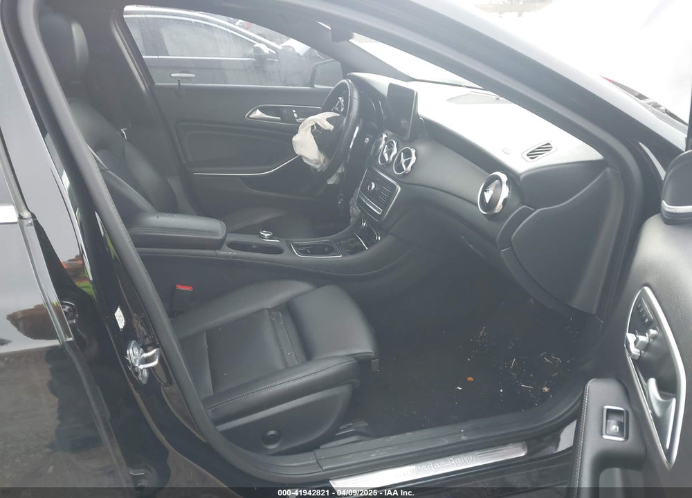 2019 MERCEDES-BENZ GLA 250 4MATIC VIN: WDCTG4GB1KJ572127