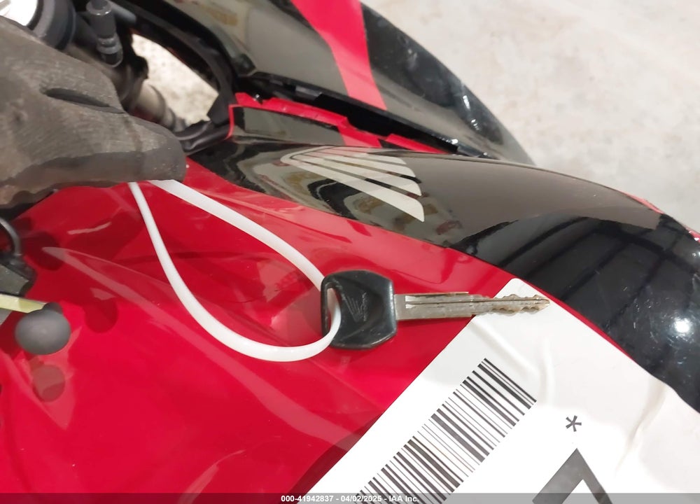 2007 HONDA CBR600 RR VIN: JH2PC40027M004476