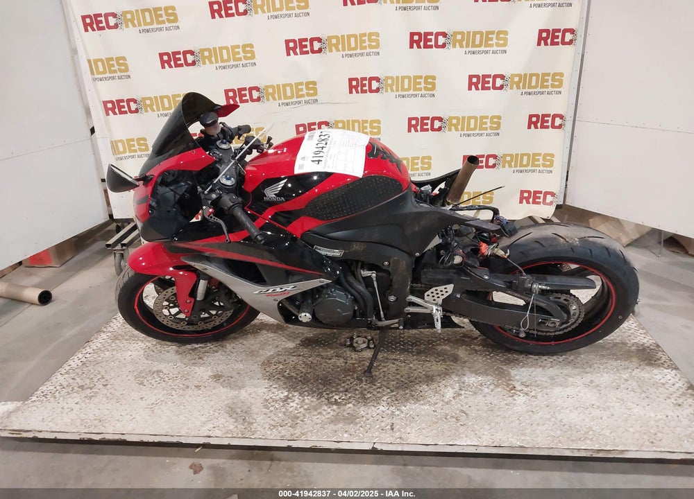 2007 HONDA CBR600 RR VIN: JH2PC40027M004476