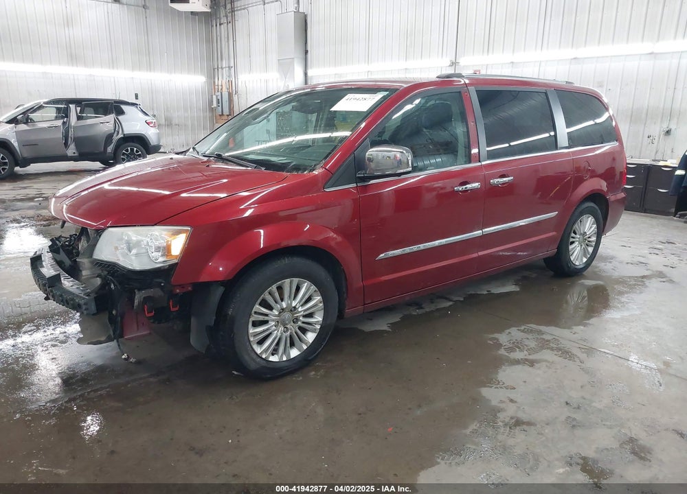 2014 CHRYSLER TOWN & COUNTRY VIN: 2C4RC1GG2ER453993