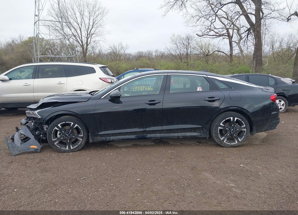 2024 KIA K5 VIN: 5XXG64J24RG228437
