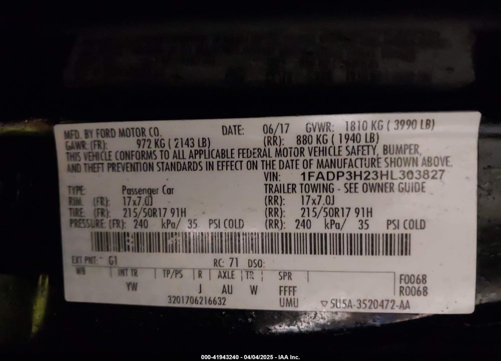 2017 FORD FOCUS SEL VIN: 1FADP3H23HL303827