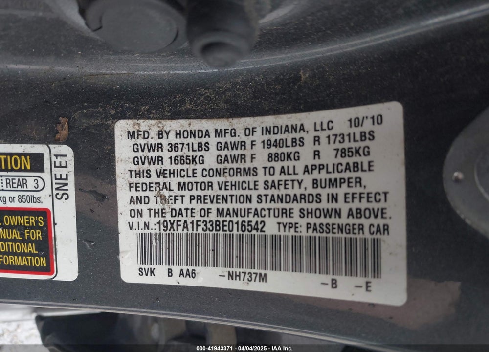 2011 HONDA CIVIC VIN: 19XFA1F33BE016542