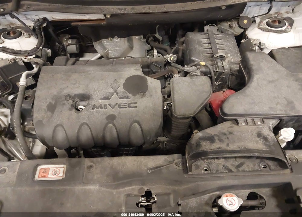 2019 MITSUBISHI OUTLANDER VIN: JA4AD2A34KZ031550