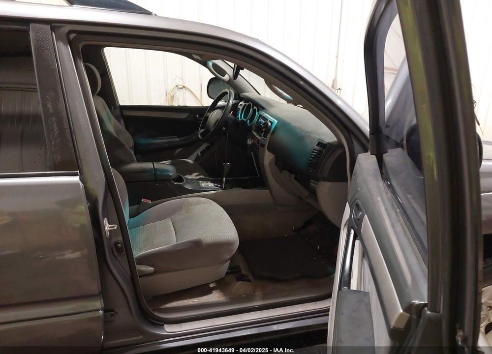 2004 TOYOTA 4RUNNER SR5 V6 VIN: JTEBU14R840048567