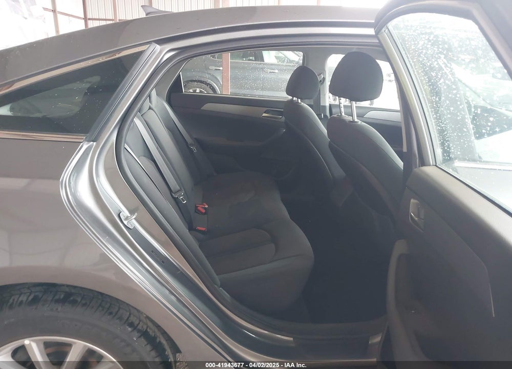 2019 HYUNDAI SONATA SE VIN: 5NPE24AF5KH817870