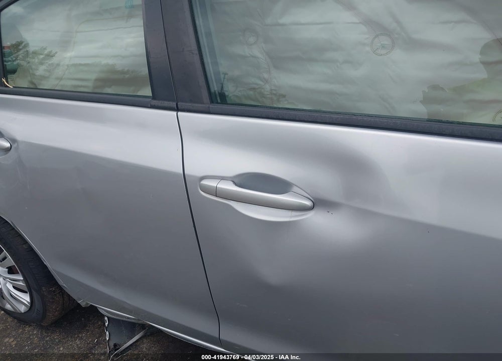 2014 HONDA CIVIC LX VIN: 2HGFB2F57EH534233
