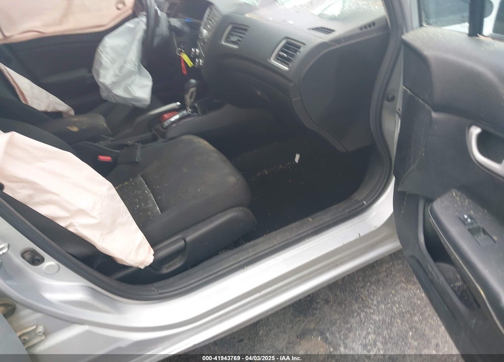 2014 HONDA CIVIC LX VIN: 2HGFB2F57EH534233
