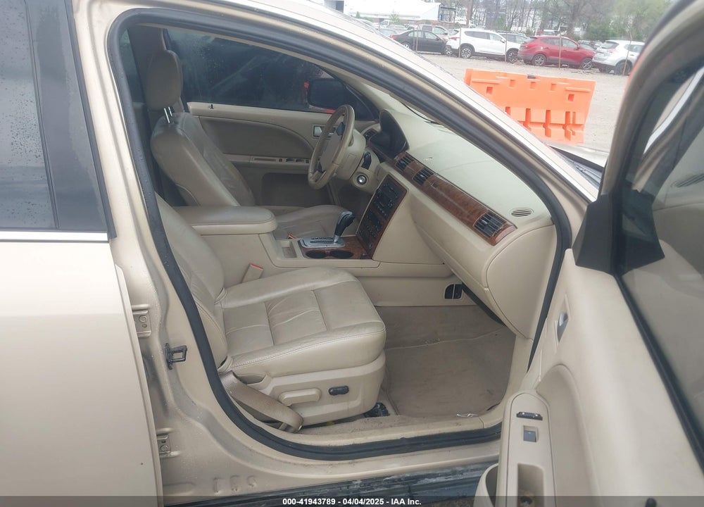 2007 FORD FIVE HUNDRED SEL VIN: 1FAHP24177G163698
