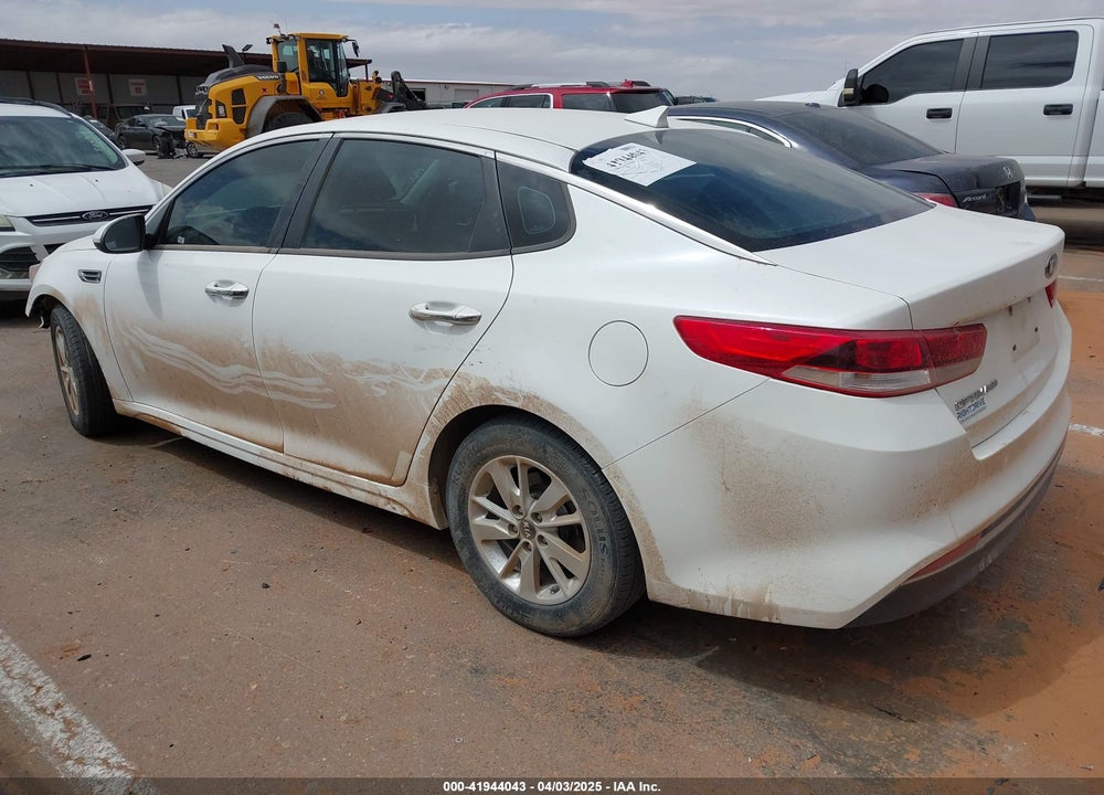 2018 KIA OPTIMA VIN: KNAGT4L3XJ5205443