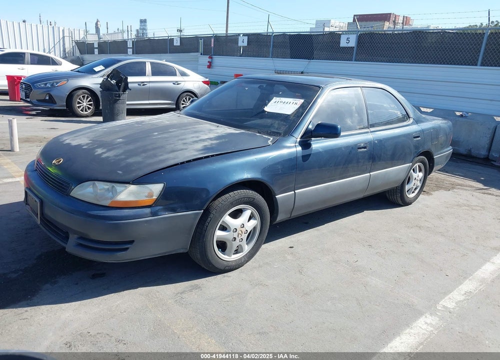 1993 LEXUS ES 300 VIN: JT8VK13T8P0186097