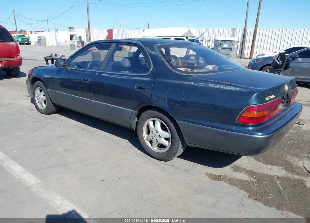 1993 LEXUS ES 300 VIN: JT8VK13T8P0186097