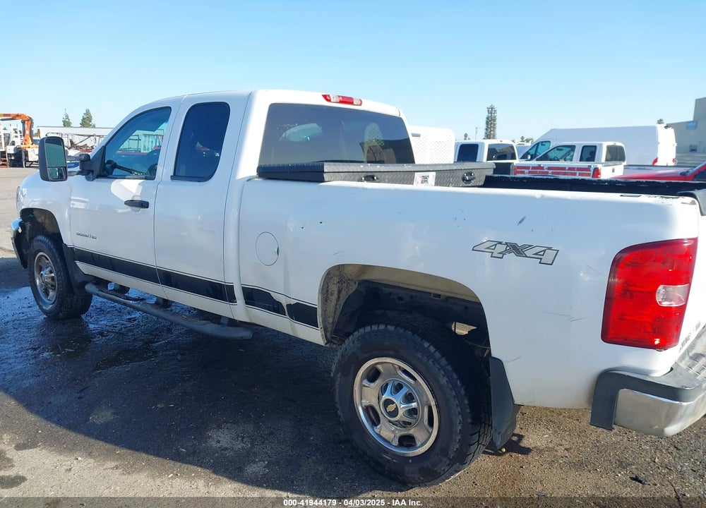 2013 CHEVROLET SILVERADO 2500HD WORK TRUCK VIN: 1GC2KVCGXDZ403672