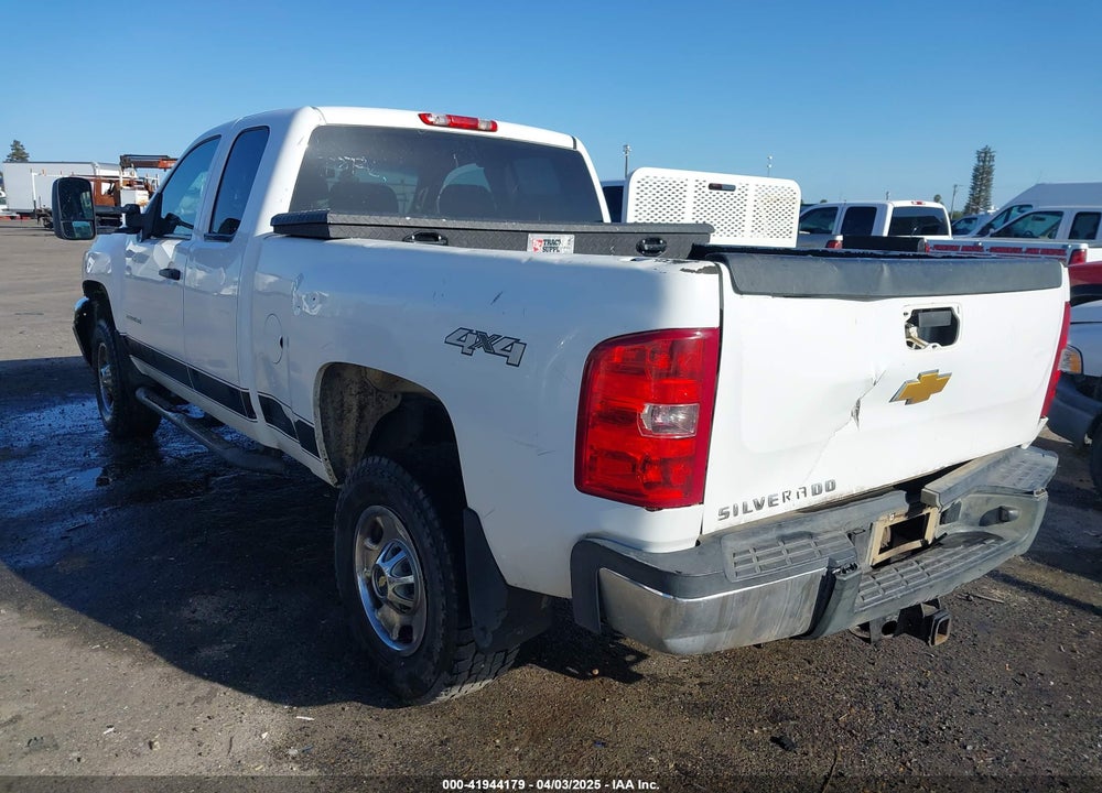 2013 CHEVROLET SILVERADO 2500HD WORK TRUCK VIN: 1GC2KVCGXDZ403672
