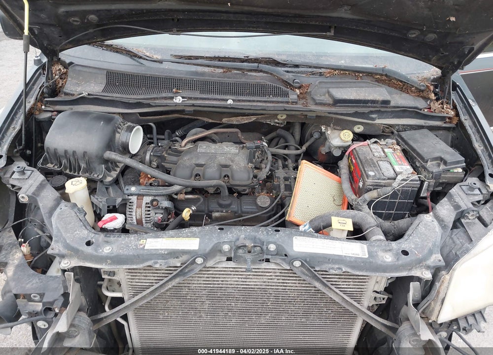 2010 CHRYSLER TOWN & COUNTRY LX VIN: 2A4RR4DE2AR120670