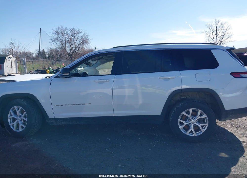 2021 JEEP GRAND CHEROKEE L LIMITED 4X4 VIN: 1C4RJKBG7M8142511