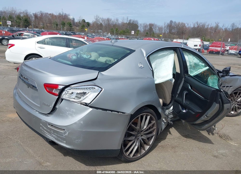2015 MASERATI GHIBLI VIN: ZAM57RTA6F1130079