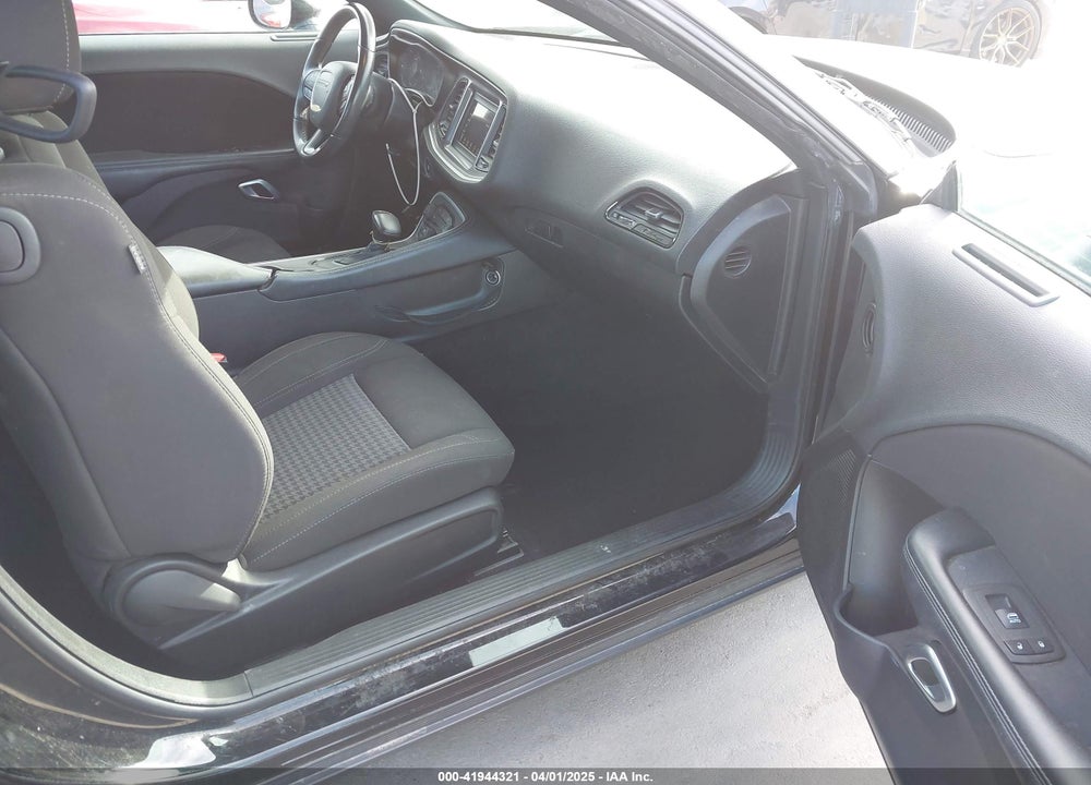 2022 DODGE CHALLENGER VIN: 2C3CDZAG3NH155795