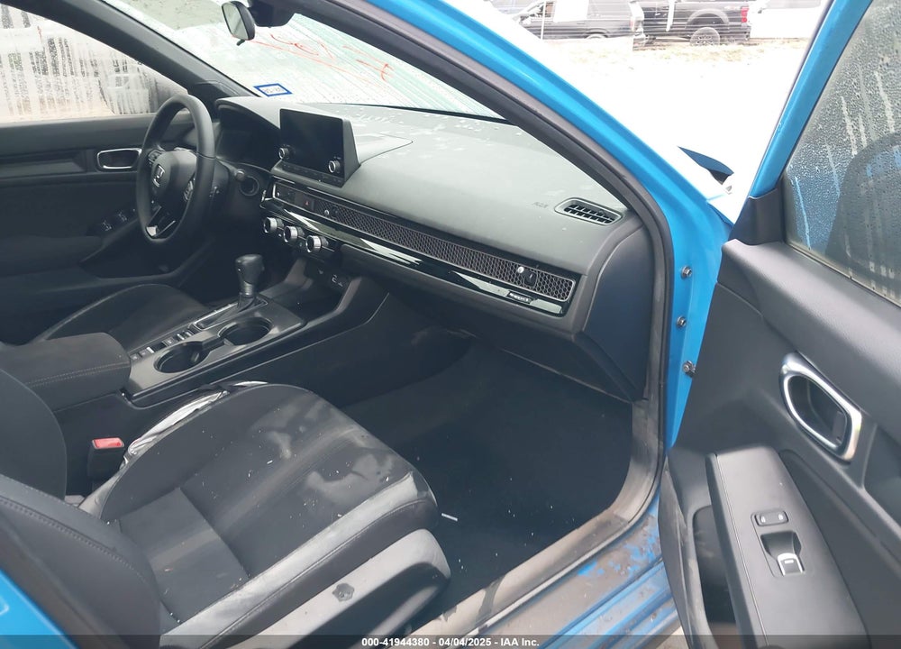 2024 HONDA CIVIC VIN: 19XFL2H81RE028188
