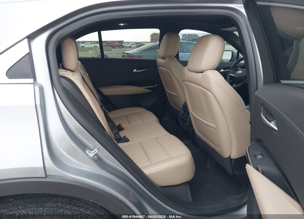 2024 CADILLAC XT4 FWD LUXURY VIN: 1GYAZAR45RF188654