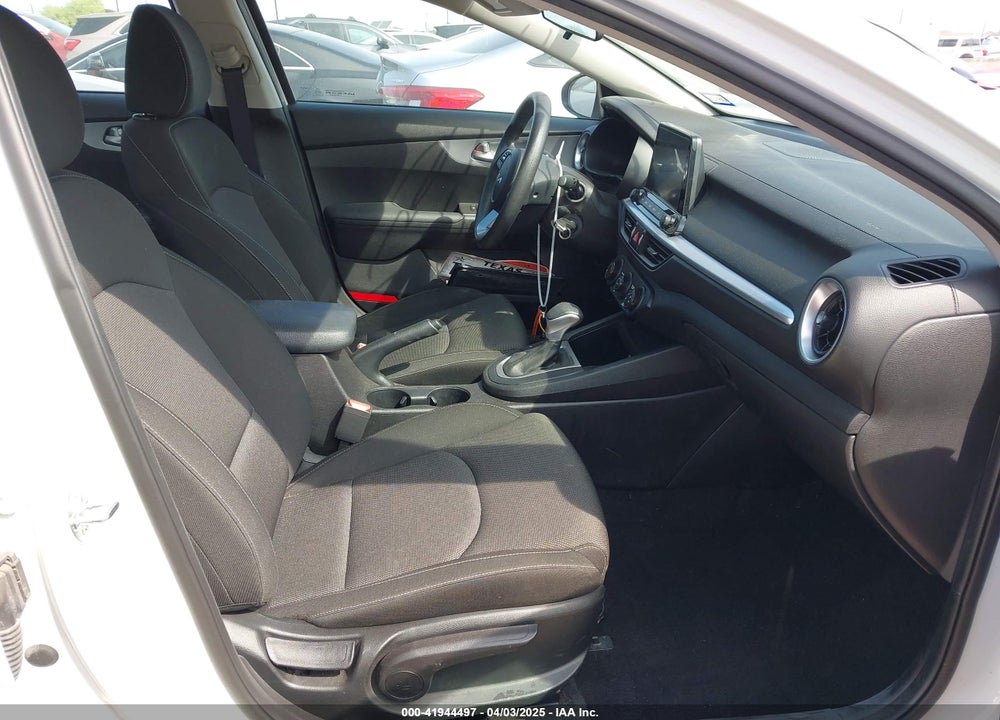 2023 KIA FORTE LXS VIN: 3KPF24AD2PE637132