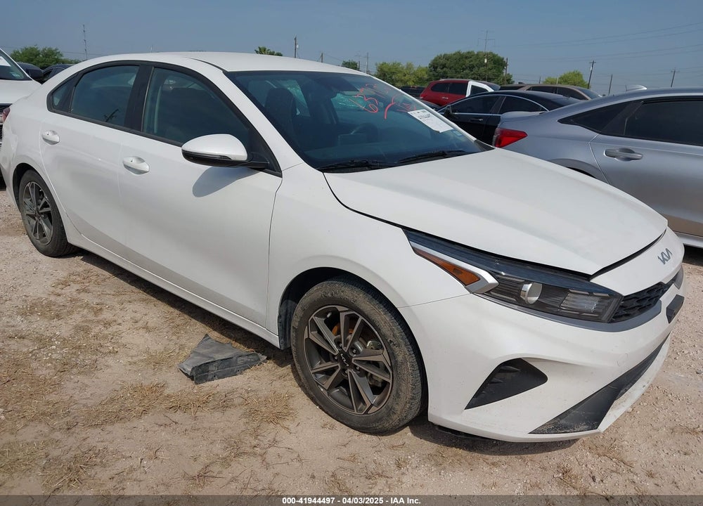 2023 KIA FORTE LXS VIN: 3KPF24AD2PE637132