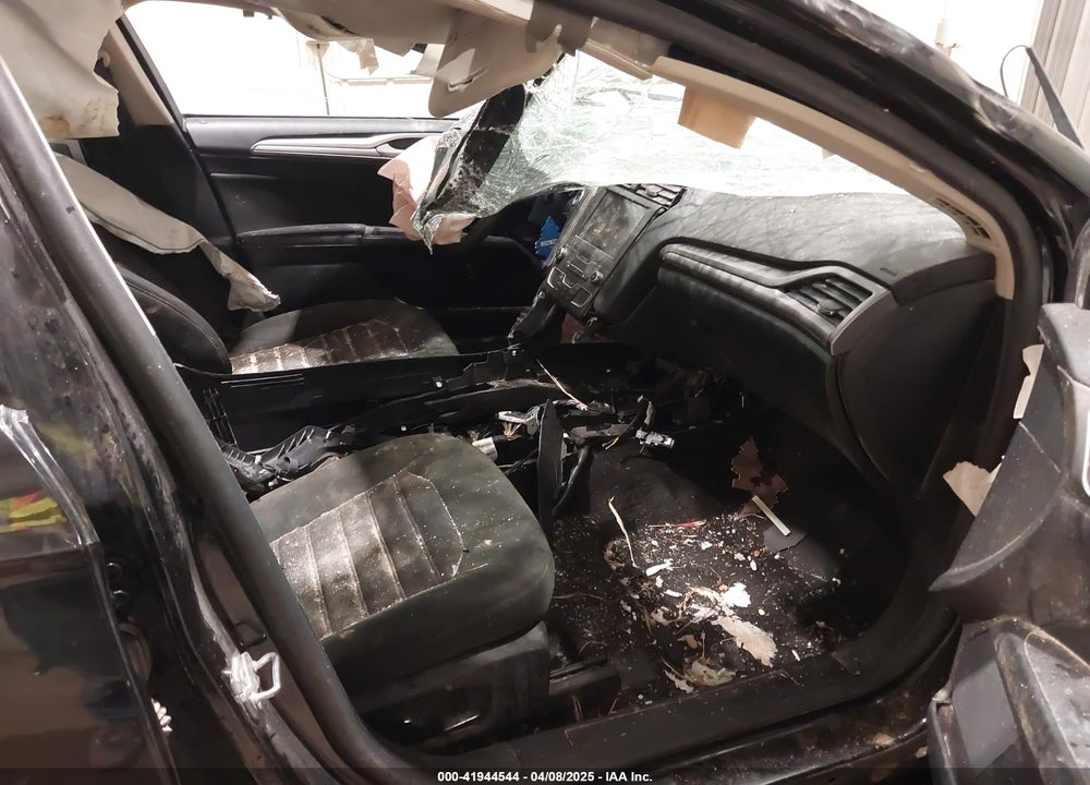 2019 FORD FUSION HYBRID SE VIN: 3FA6P0LU0KR254448